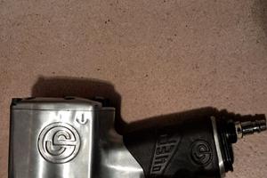 Smontagomme professionale