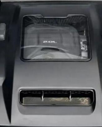 Cofano ventilato in acciaio modello Engine per Jee