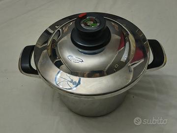 PENTOLA A PRESSIONE AMC 4,2 L MAI USATA