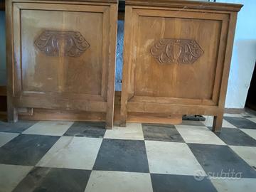 Letto matrimoniale antico in arte povera