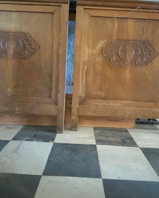 Letto matrimoniale antico in arte povera