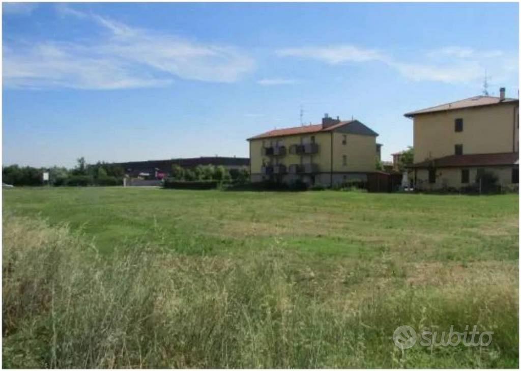 Immobile in asta di 1904 m² a Castello d'Argile - Vista 2