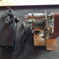 Smerigliatrice Levigatrice a Velocità Variabile