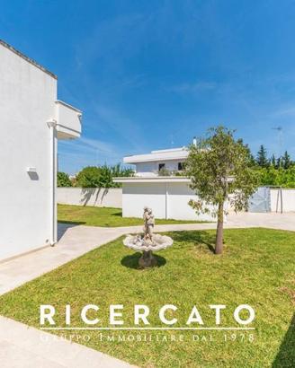 Villa di 233 m² con 3 locali e box auto doppio a S