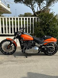 Harley-Davidson Breakout 117