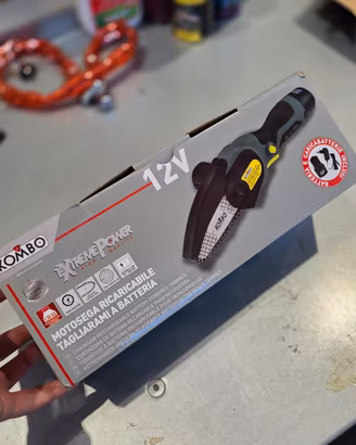 Motosega tagliarami a batteria