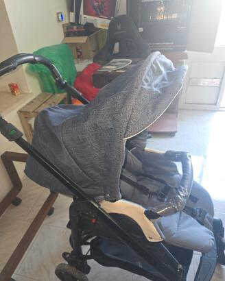 Tre pezzi: passeggino, culla e ovetto CAM
