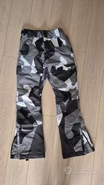 Pantaloni snowboard