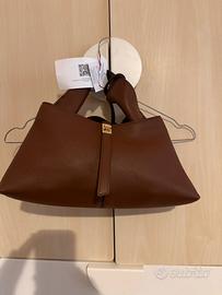 Max Mara borsa