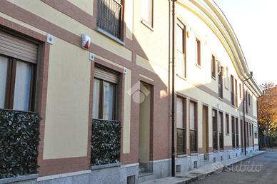 2 LOCALI A SETTIMO TORINESE