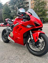 Ducati Panigale  V4