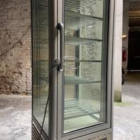 Frigo btm a vetrina