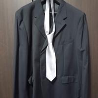 vestito elegante uomo 