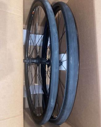 Cerchioni Alluminio Paradigm Bontrager/ Vittoria