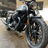 Moto Guzzi V7 III STONE NIGHT PACK