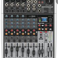 Behringer X1204USB