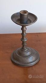 Candelabro di peltro antico