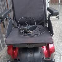 Sedia a rotelle elettrica