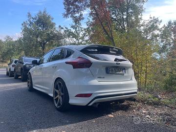 Ford focus st Line