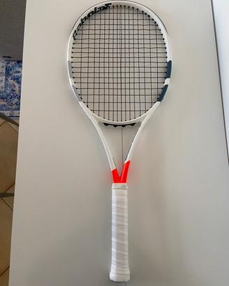 Babolat pure strike 100