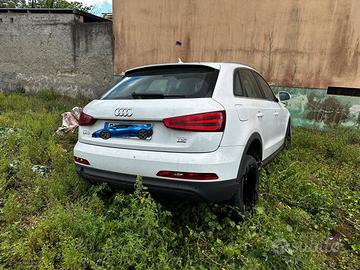 Audi Q3 quattroTDI Stronic 177CV  "INCIDENTATA"
