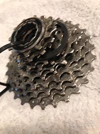 Pacco pignoni Shimano