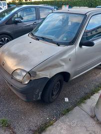 Ricambi fiat 600 2001