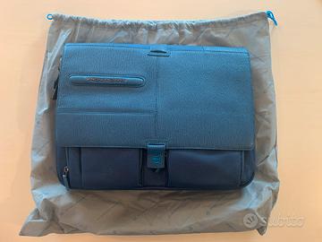 Borsa a tracolla PIQUADRO