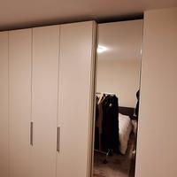 Armadio 4 ante battenti 232×260 cm con specchio