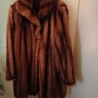 Pelliccia visone marrone chiaro
