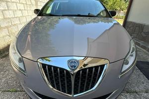 Lancia Delta 2011