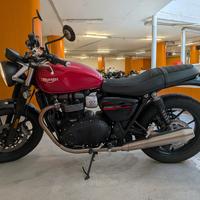 Triumph Street Twin 900