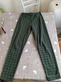 pantaloni 