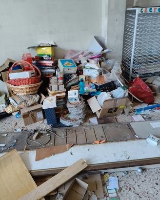 ritiro oggettistica mobili 