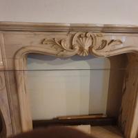 Rivestimento per caminetto .