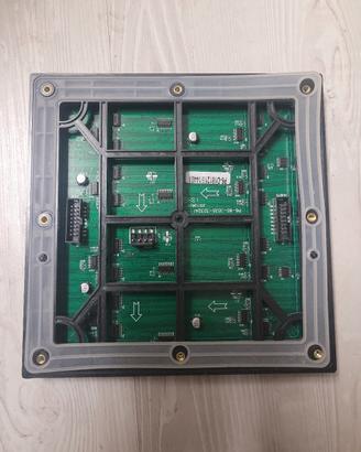 12 pannelli Led P6 completi di matrice
