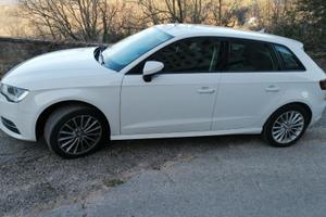 Audi a3 sportbak 2000cc disel 150 cv stronik