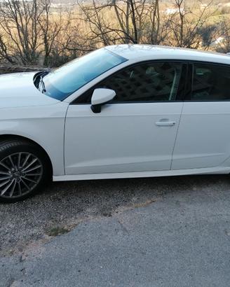 Audi a3 sportbak 2000cc disel 150 cv stronik