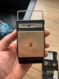 Radio vintage Sanyo portatile