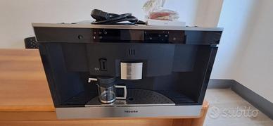 MIELE modello  CVA6431 macchina caffè 