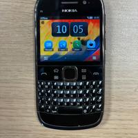 Smartphone Nokia E6 tastiera fisica display touch