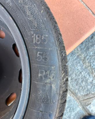Gomme auto