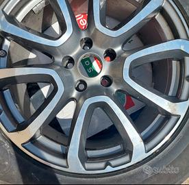 Cerchi maserati e gomme 265 50 19 pirelli