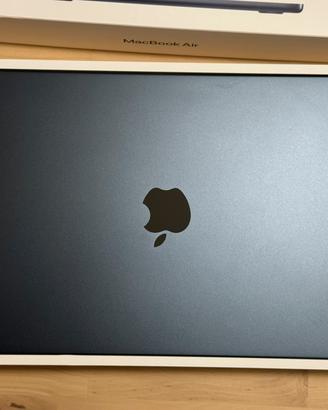 MacBook Air 13” M4 24GB Ram 512 SSD Apple Care +