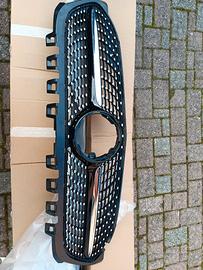 GRIGLIA ANTERIORE MERCEDES CLA 