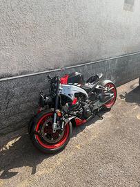 Aprilia Tuono 660