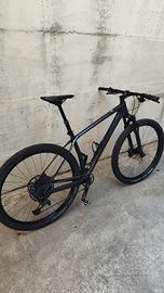Scott Scale 940  L  29"