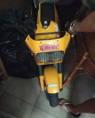 Moto cavalcabile per bambini