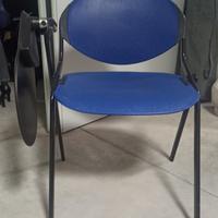 14 Sedie con tavoletta ribaltabile
