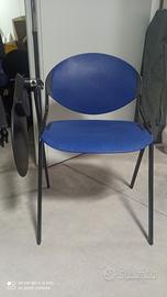 14 Sedie con tavoletta ribaltabile
